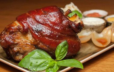 Рецепт свиной рульки горячего копчения