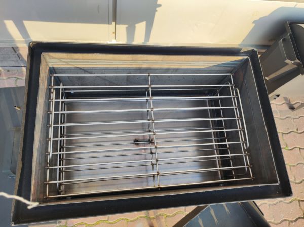   Коптильня Дымок 400 раскладные ножки