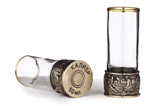 Набор стопок "Охотники на привале" в футляре