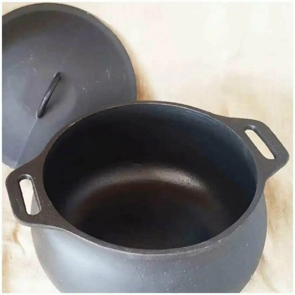 Кастрюля чугунная 4л